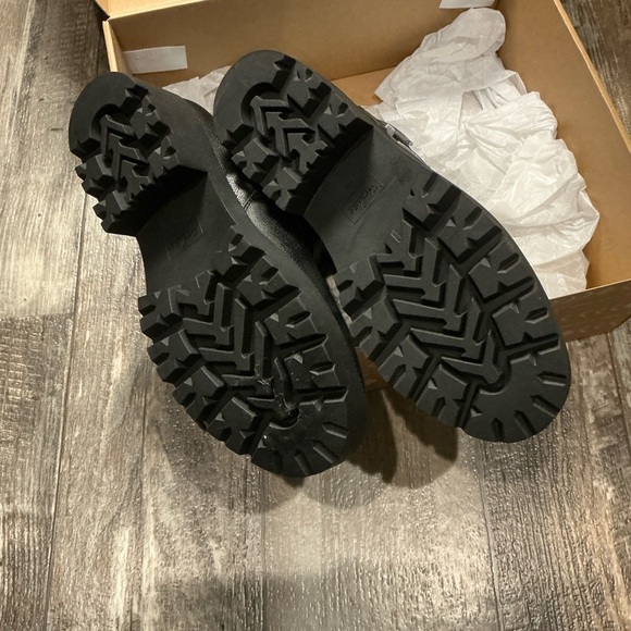 Black Leather Ankle Boots Size 10 - Picture 15 of 16